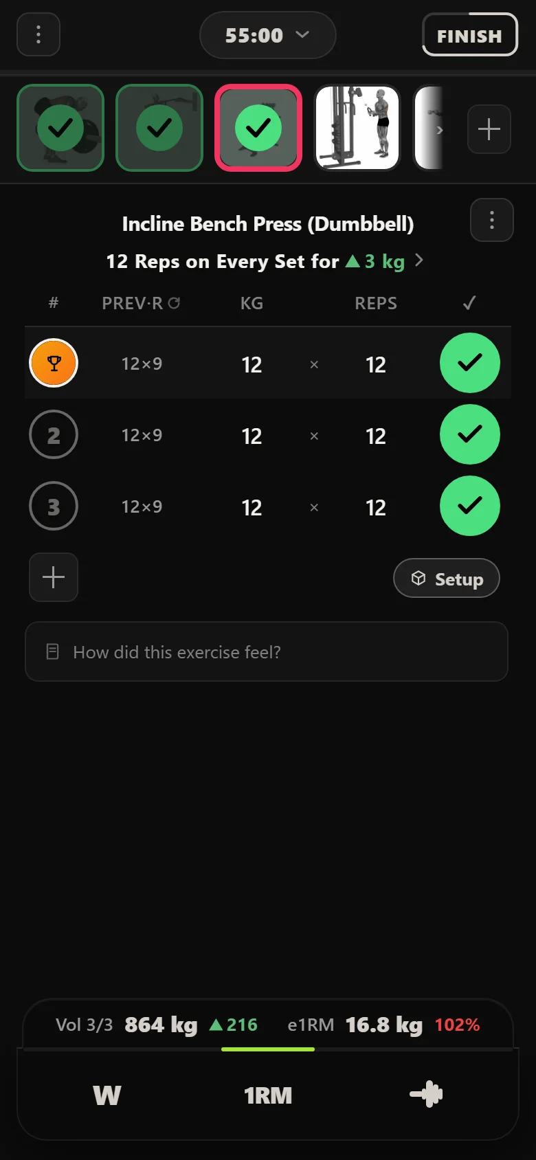 Double progression on incline dumbbell press in Durata: 3 sets of 12, with the rule to add 3 kg shown